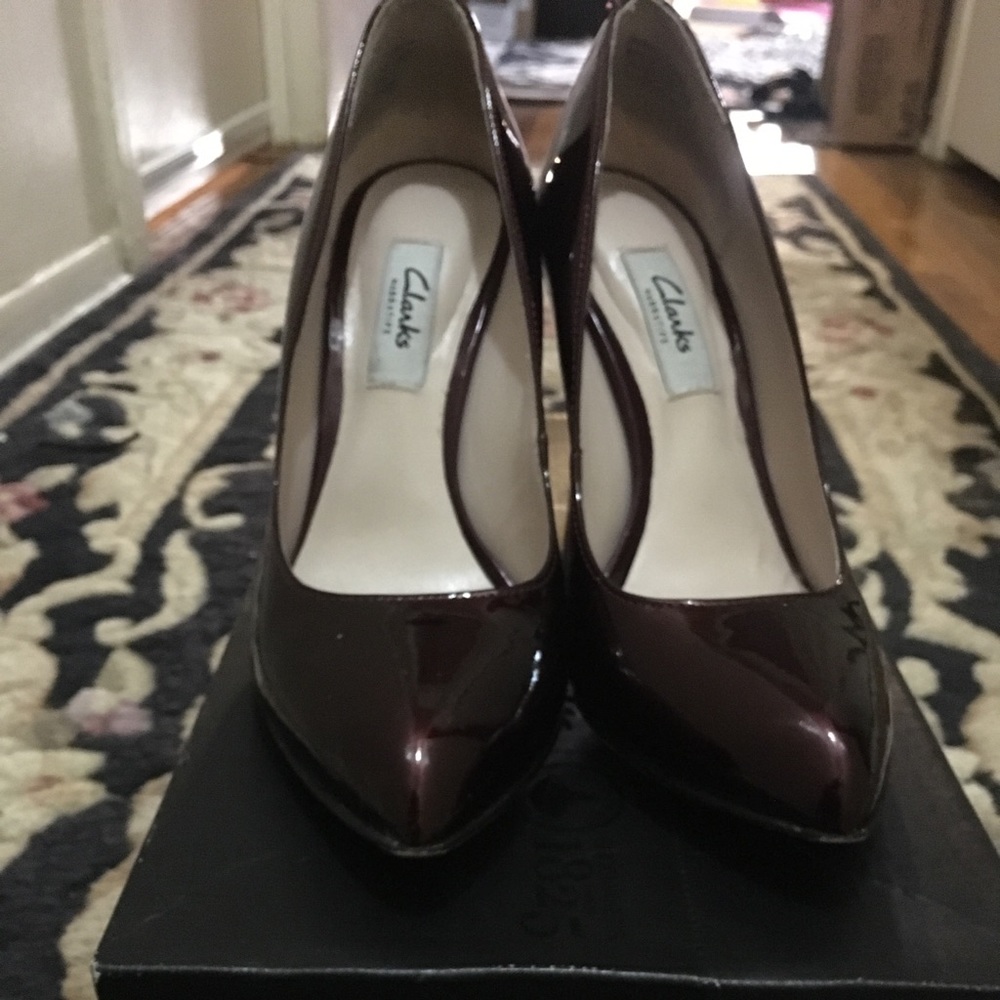 Women’s Clark’s Burgundy Patent leather heels